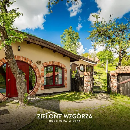 Zielone Wzgorza - Hobbitowe Na Kaszubach