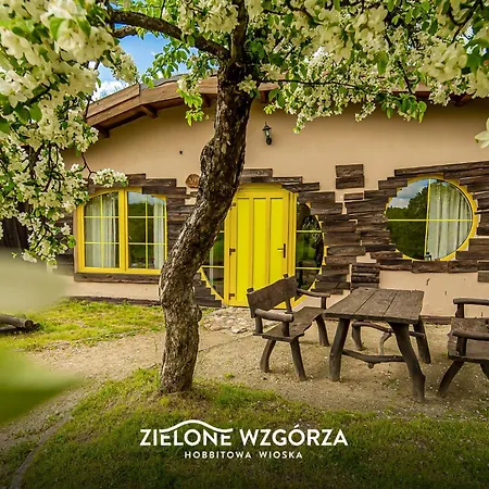 Zielone Wzgorza - Hobbitowe Domki Na Kaszubach