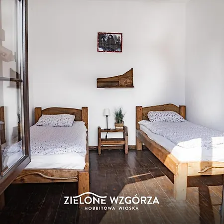 Zielone Wzgorza - Hobbitowe Na Kaszubach Daire