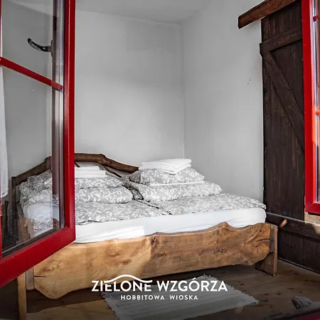 Zielone Wzgorza - Hobbitowe Domki Na Kaszubach Apartment *