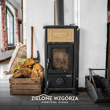 Zielone Wzgorza - Hobbitowe Na Kaszubach Daire