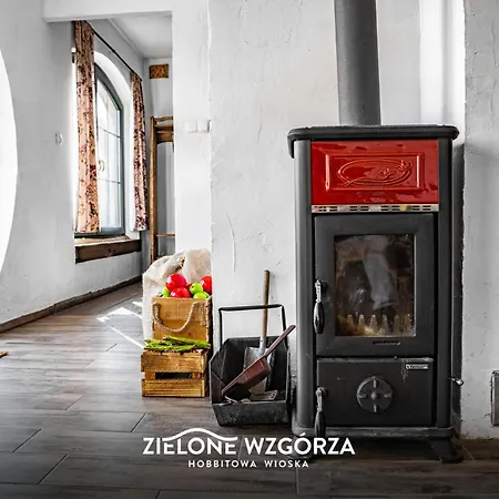 Zielone Wzgorza - Hobbitowe Domki Na Kaszubach *