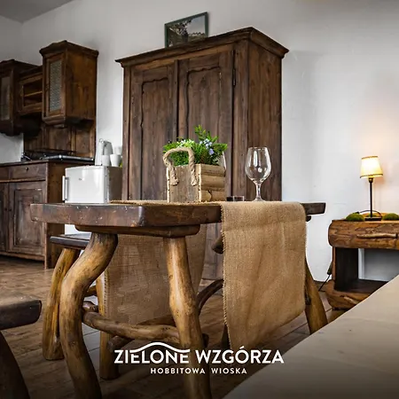 Zielone Wzgorza - Hobbitowe Na Kaszubach Daire