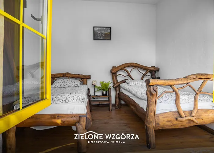 Zielone Wzgorza - Hobbitowe Na Kaszubach *