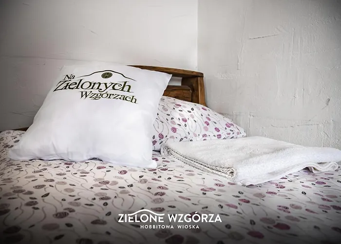 Zielone Wzgorza - Hobbitowe Na Kaszubach *